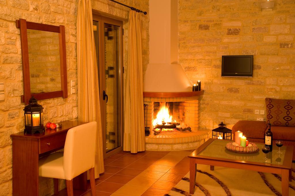 Enastron Villas Kyparissia Dış mekan fotoğraf