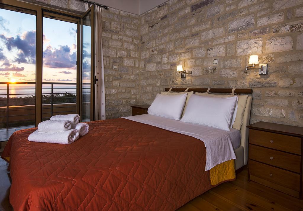 Enastron Villas Kyparissia Dış mekan fotoğraf