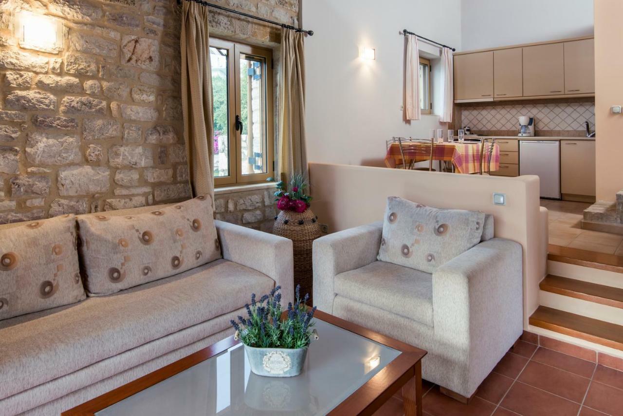 Enastron Villas Kyparissia Dış mekan fotoğraf