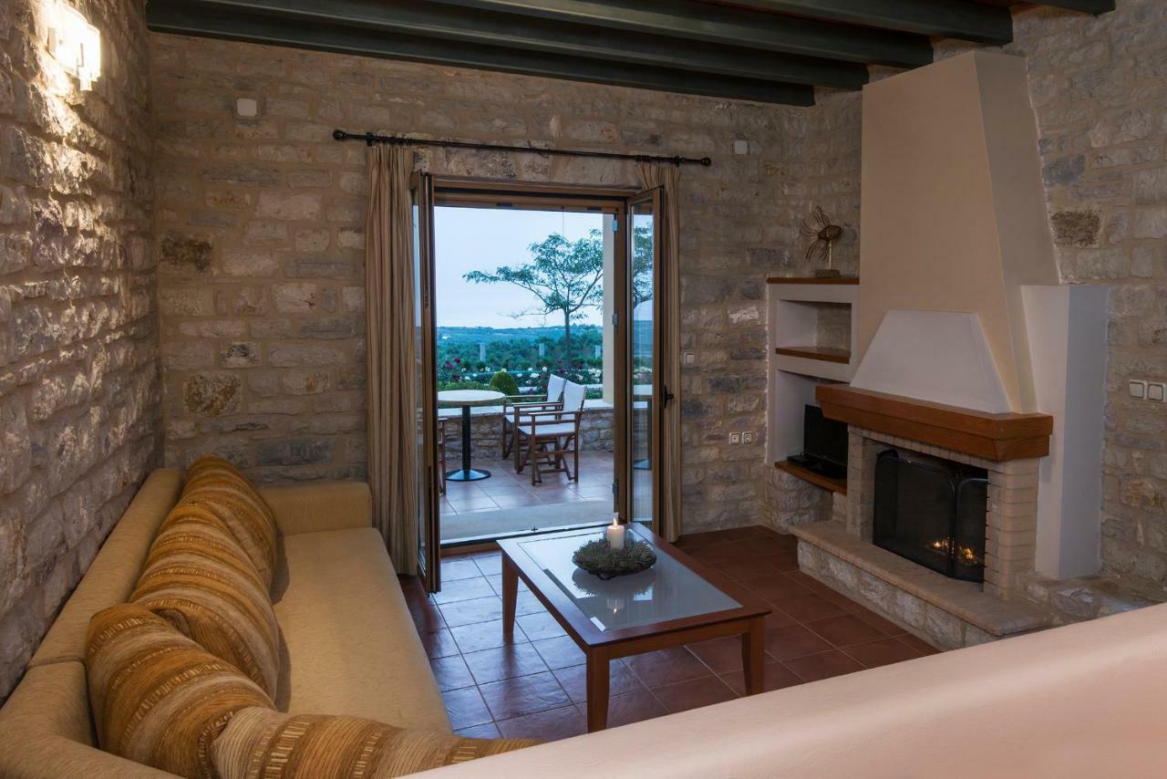 Enastron Villas Kyparissia Dış mekan fotoğraf