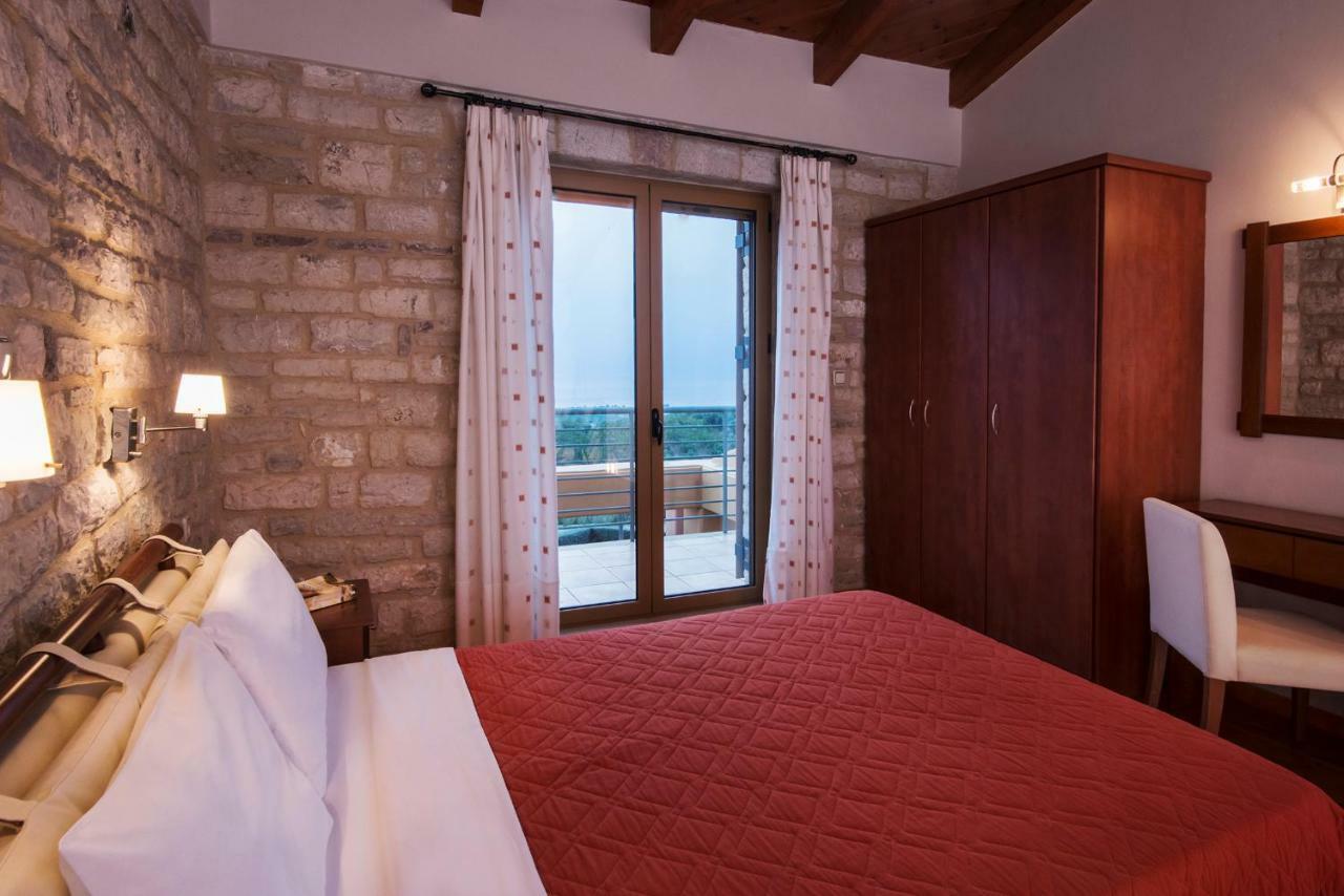 Enastron Villas Kyparissia Dış mekan fotoğraf