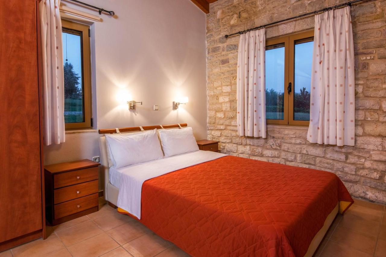 Enastron Villas Kyparissia Dış mekan fotoğraf