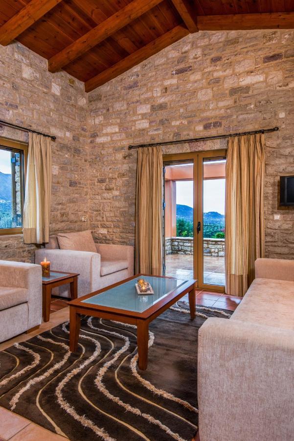 Enastron Villas Kyparissia Dış mekan fotoğraf